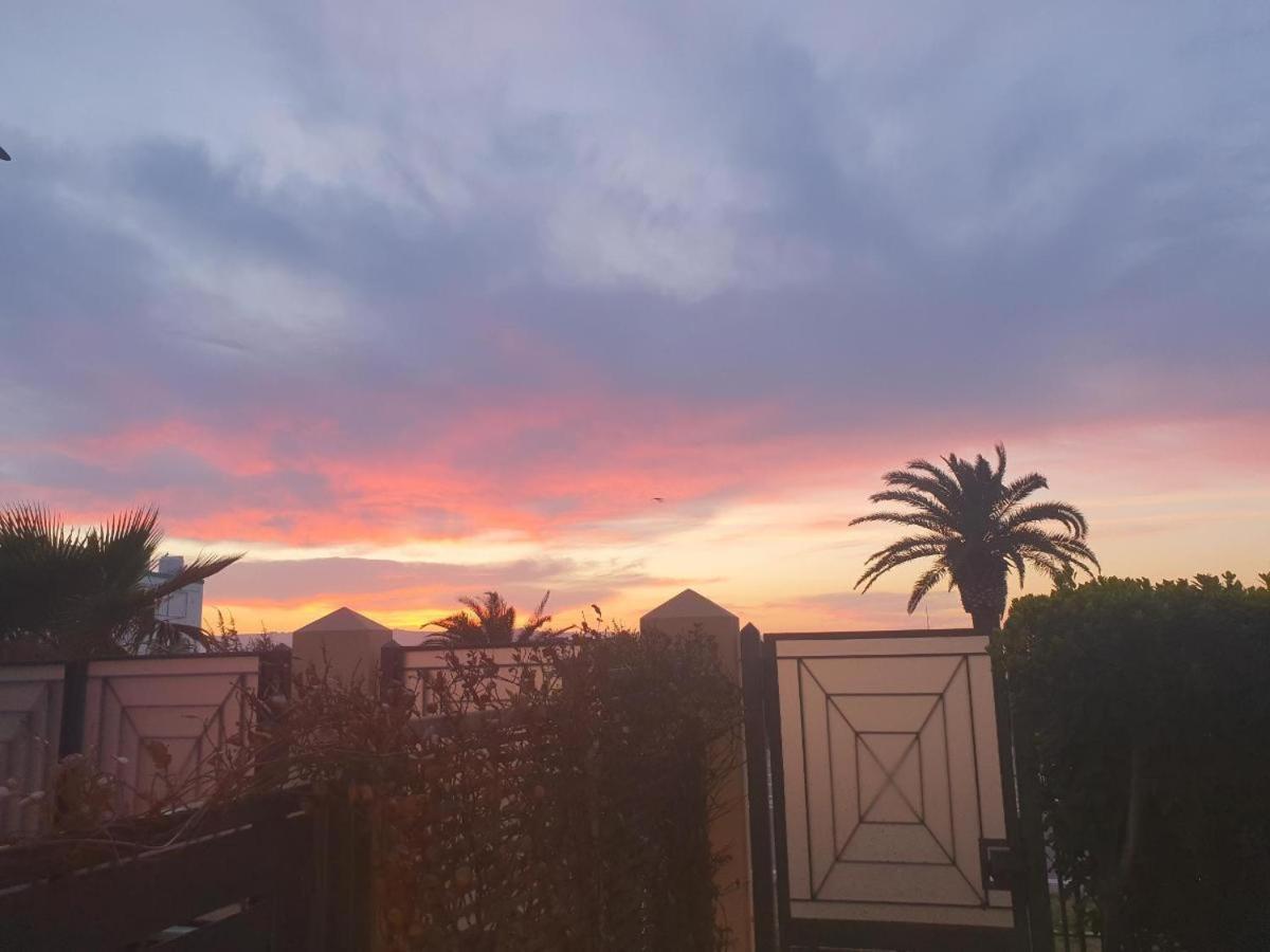 Appartamento In riva al mare Cagliari Esterno foto