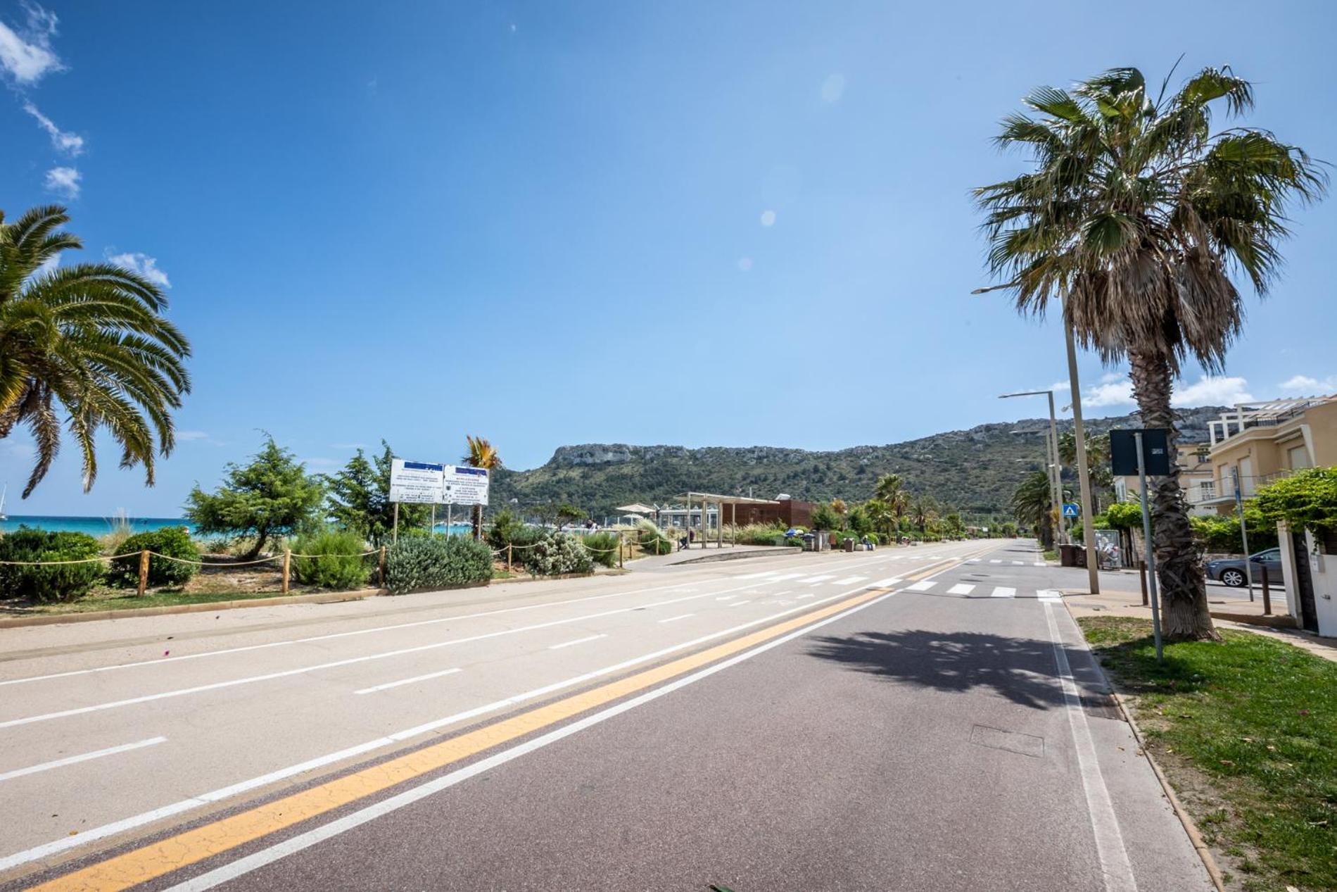 Appartamento In riva al mare Cagliari Esterno foto